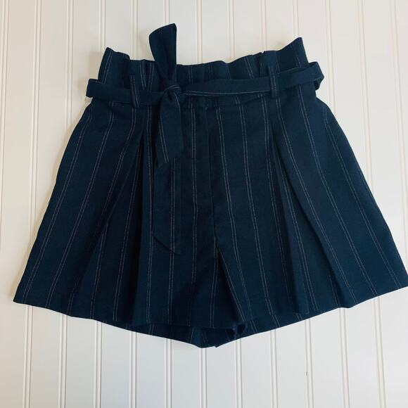 Leith Blue Pinstripe Paperbag Waist Shorts Sz Small - Picture 1 of 5